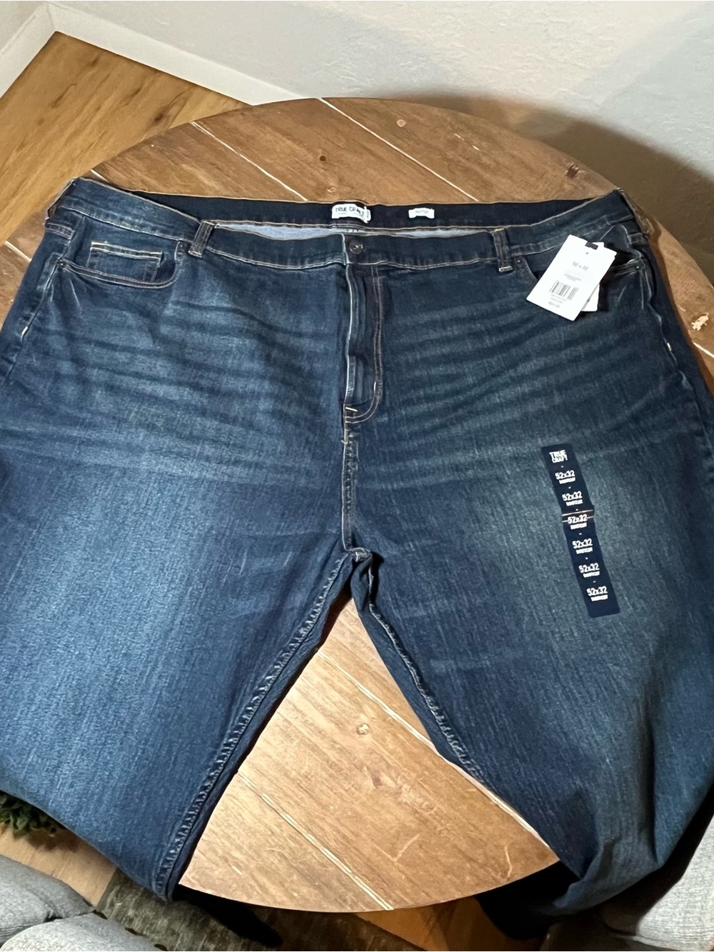 True CRAFT Men's Captain Stretch Boot Cut Jeans. Size 52 X 32.